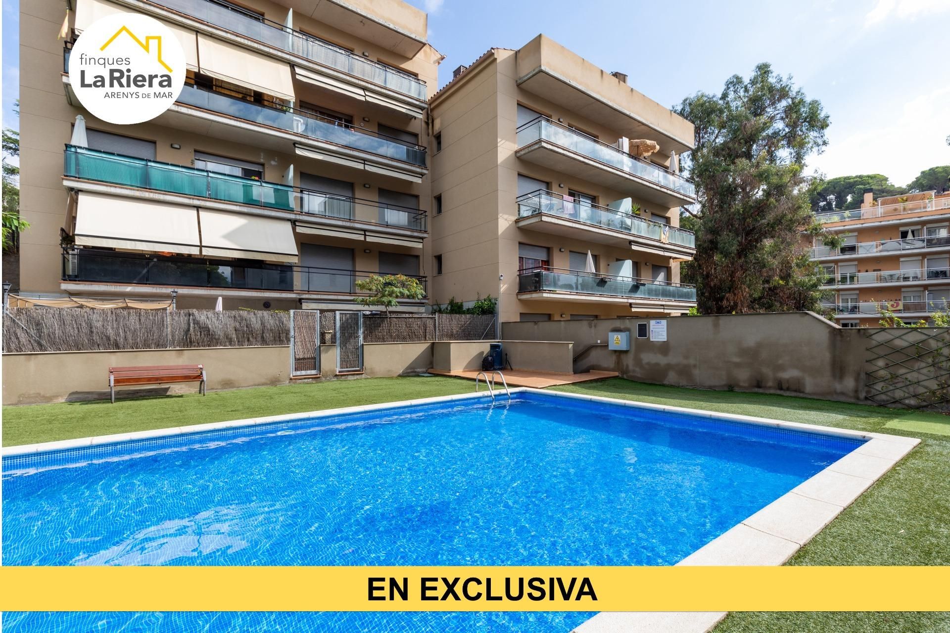 Swimming pool of Duplex for sale in Arenys de Mar  with Air Conditioner, Heating and Terrace