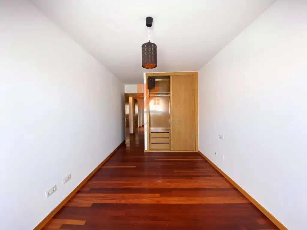 Wohnung zum Verkauf in Ames mit Ofen