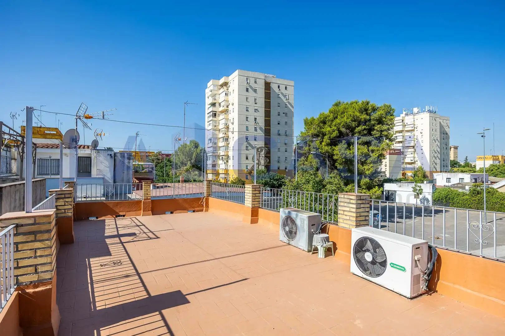 Terraza de Casa o chalet en venta en Sevilla con Trastero
