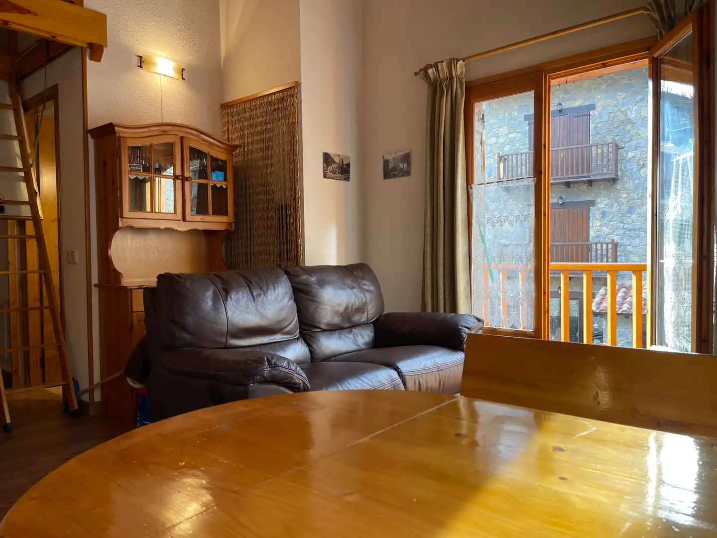 Sala d'estar de Àtic en venda en Setcases amb Calefacció, Parquet i Traster