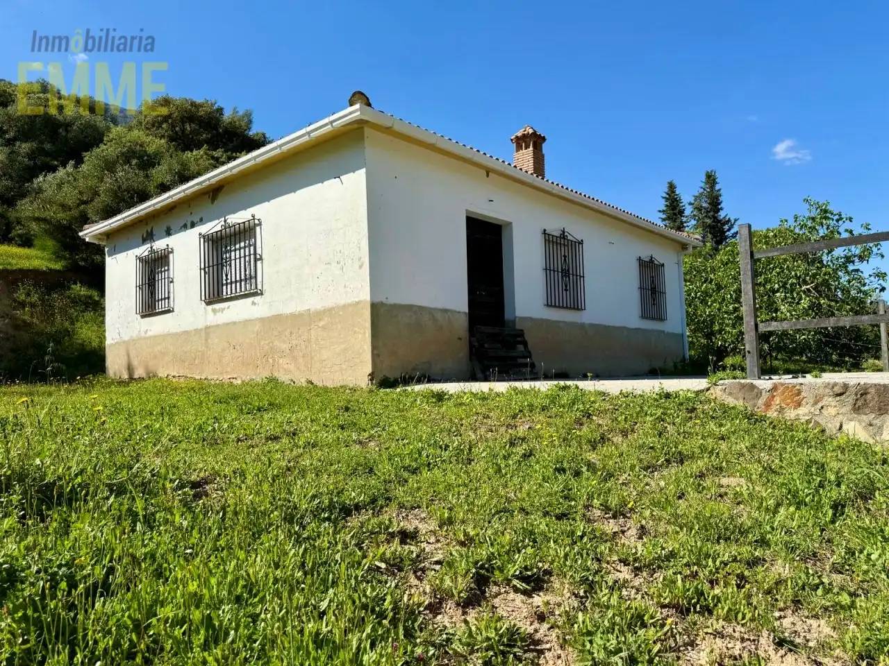 Vista exterior de Casa o xalet en venda en Jimera de Líbar amb Jardí privat i Terrassa