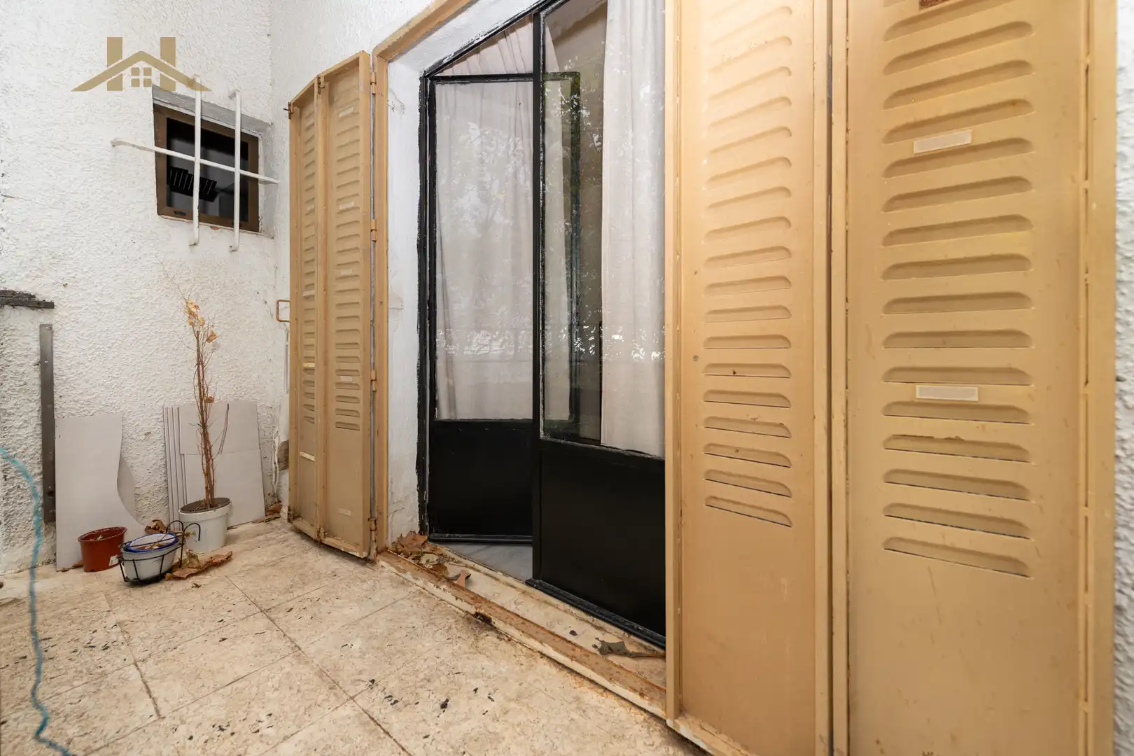 Vista exterior de Casa adosada en venta en Miraflores de la Sierra con Calefacción, Jardín privado y Trastero