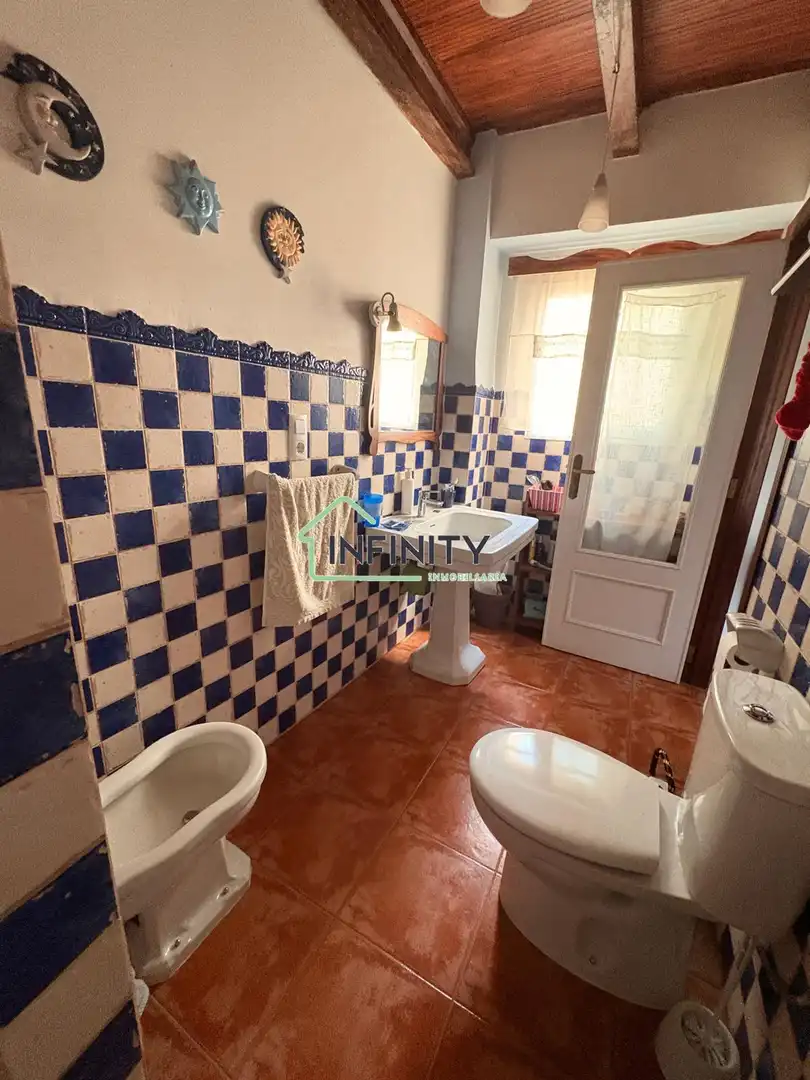 Bany de Casa o xalet en venda en Vilallonga / Villalonga amb Aire condicionat, Calefacció i Moblat