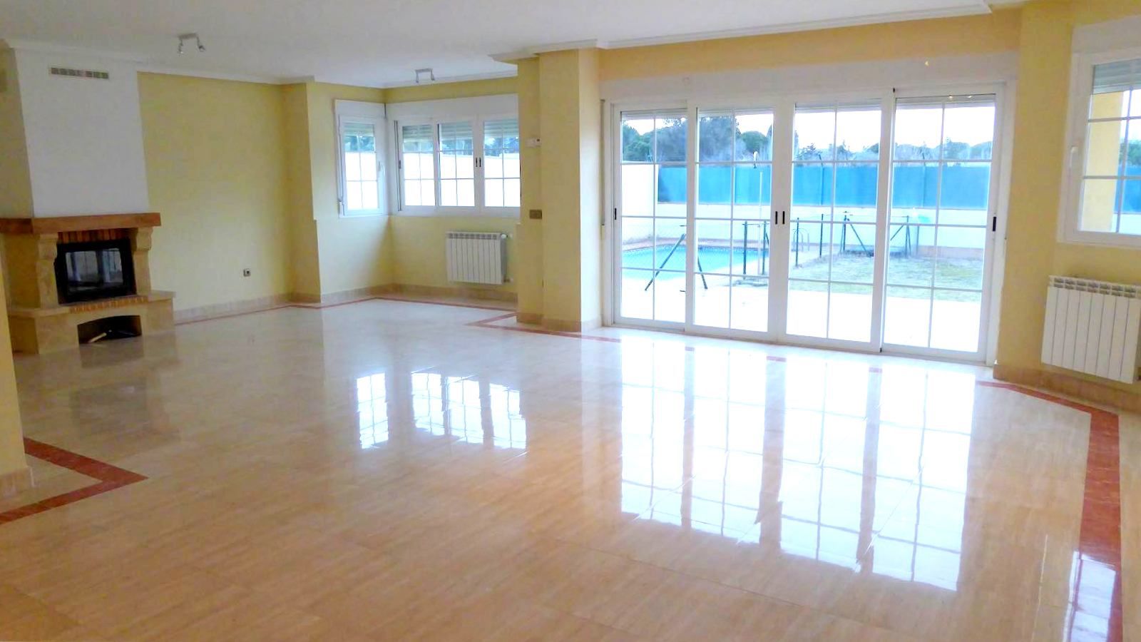 Living room of House or chalet to rent in Pozuelo de Alarcón  with Air Conditioner, Heating and Private garden