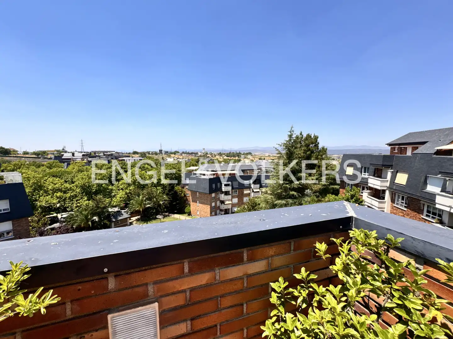 Terraza de Ático de alquiler en Majadahonda con Aire acondicionado, Calefacción y Jardín privado
