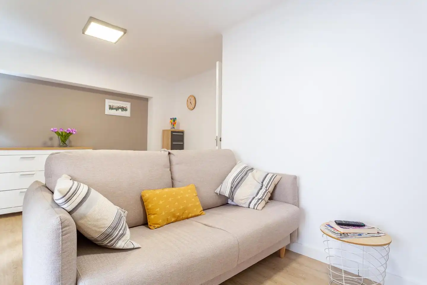 Living room of Flat for rent in Bilbao   with Air Conditioner, Terrace and Furnished