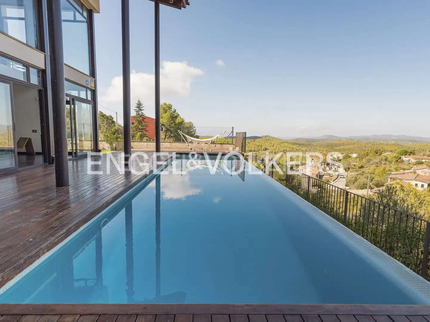 Piscina de Casa o xalet en venda en Olivella amb Aire condicionat, Calefacció i Jardí privat