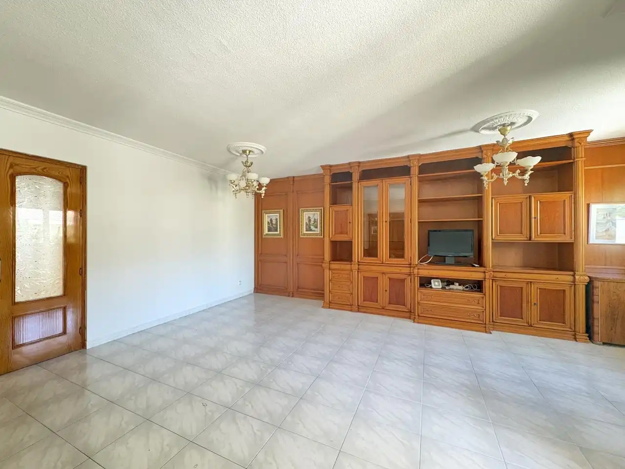Sala d'estar de Casa o xalet de lloguer en Collado Villalba amb Calefacció, Jardí privat i Parquet