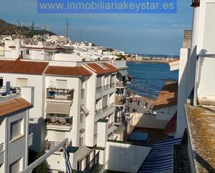 Vista exterior de Àtic de lloguer en Sitges amb Aire condicionat i Terrassa