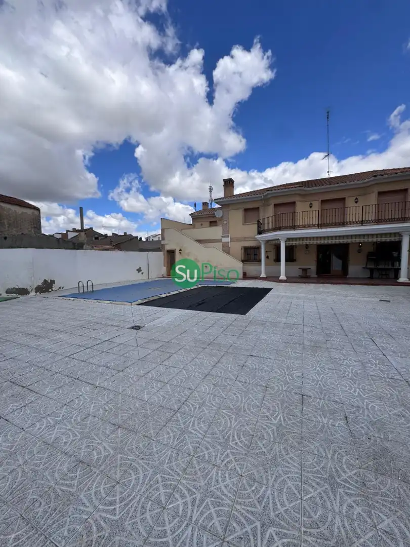 Casa o xalet en venda a Calle Laurel, 30, Borox