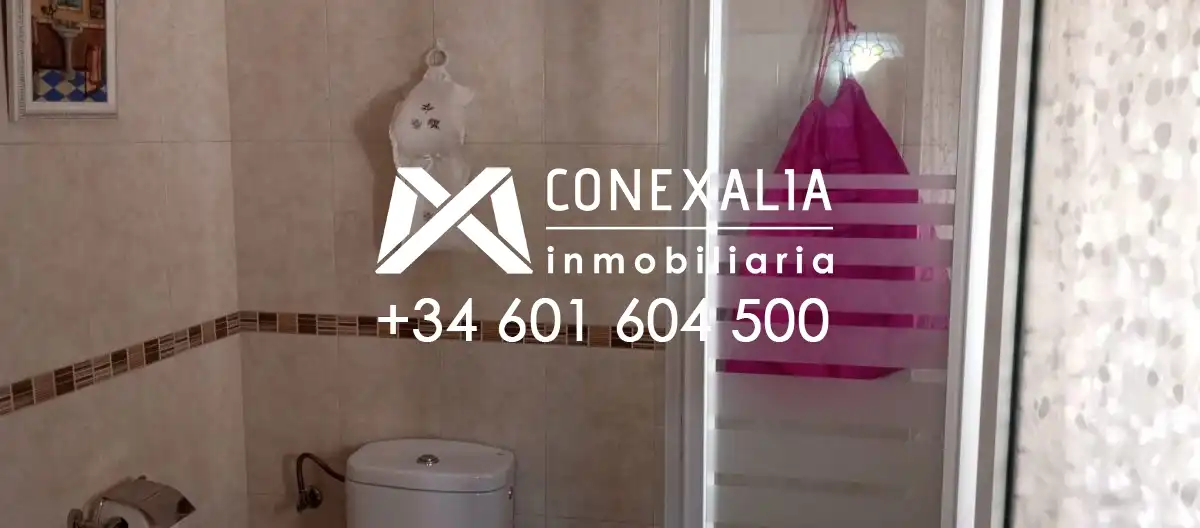 Badezimmer von Haus oder Chalet zum Verkauf in Olvera mit Terrasse