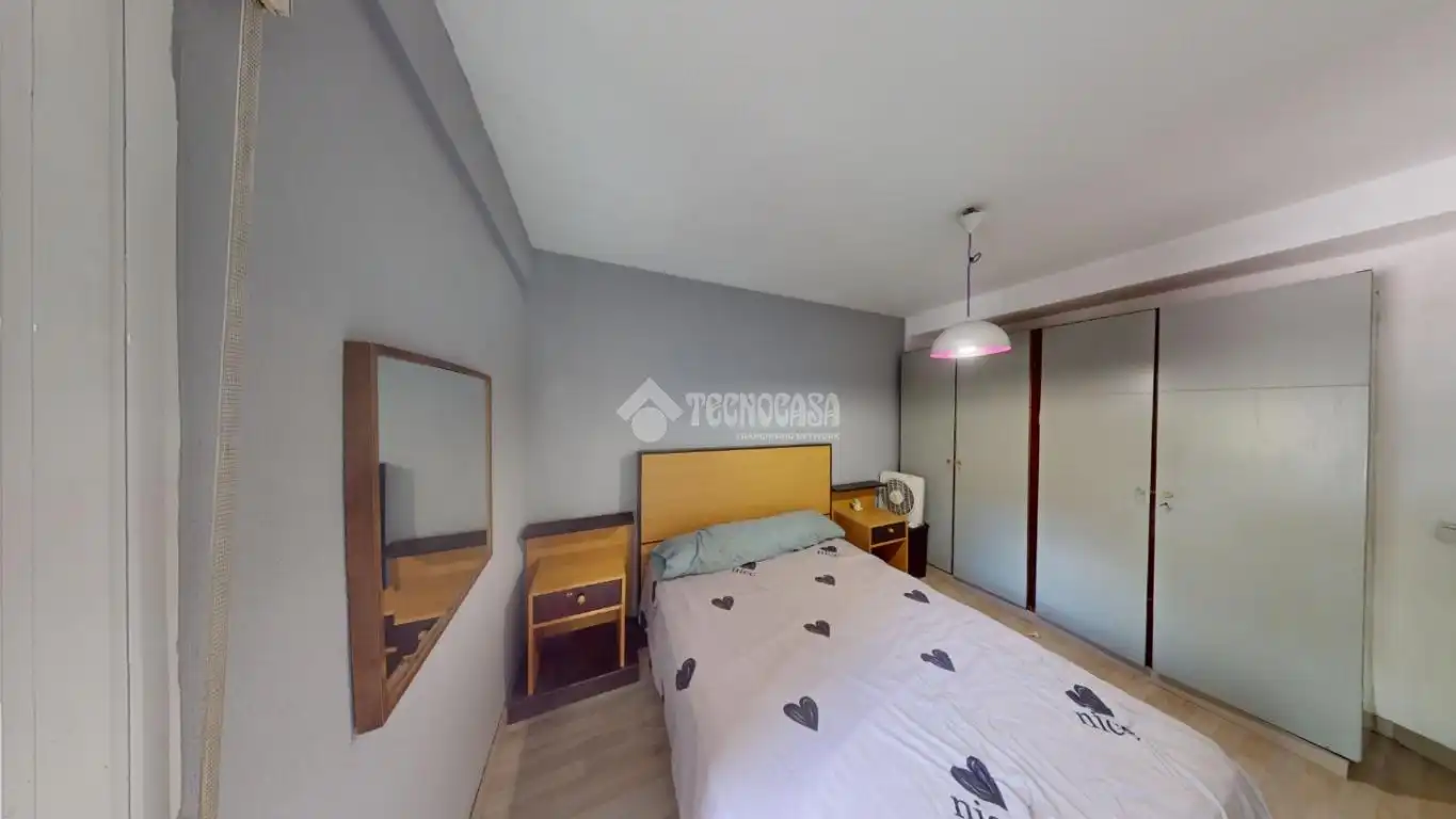 Flat for sale in Flores