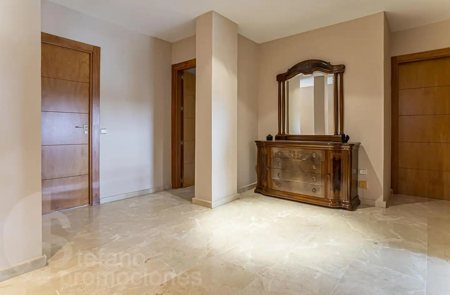 Haus oder Chalet zum Verkauf in Málaga mit Klimaanlage, Privatgarten und Terrasse
