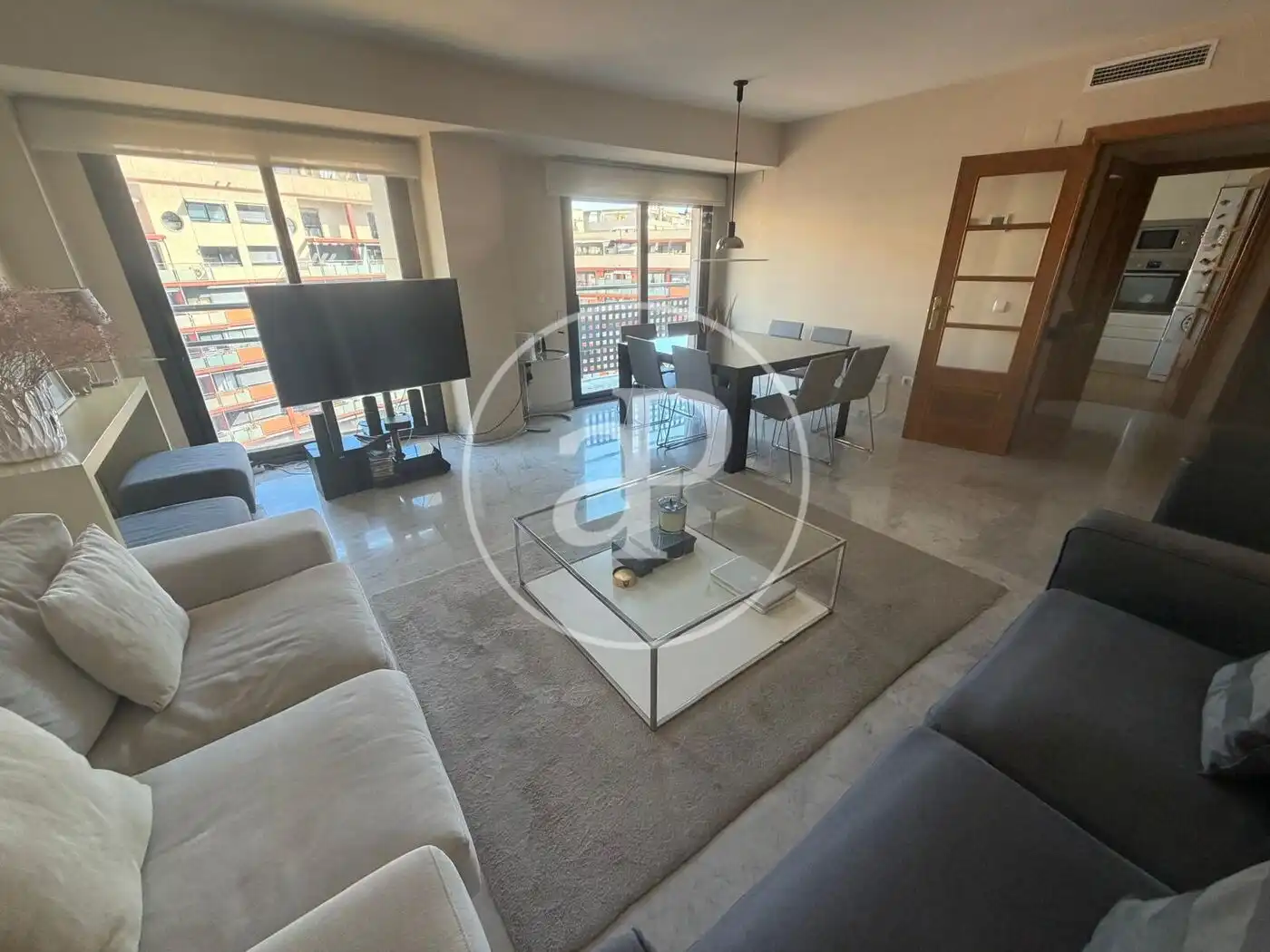 Sala d'estar de Pis de lloguer en Valencia amb Aire condicionat, Calefacció i Moblat