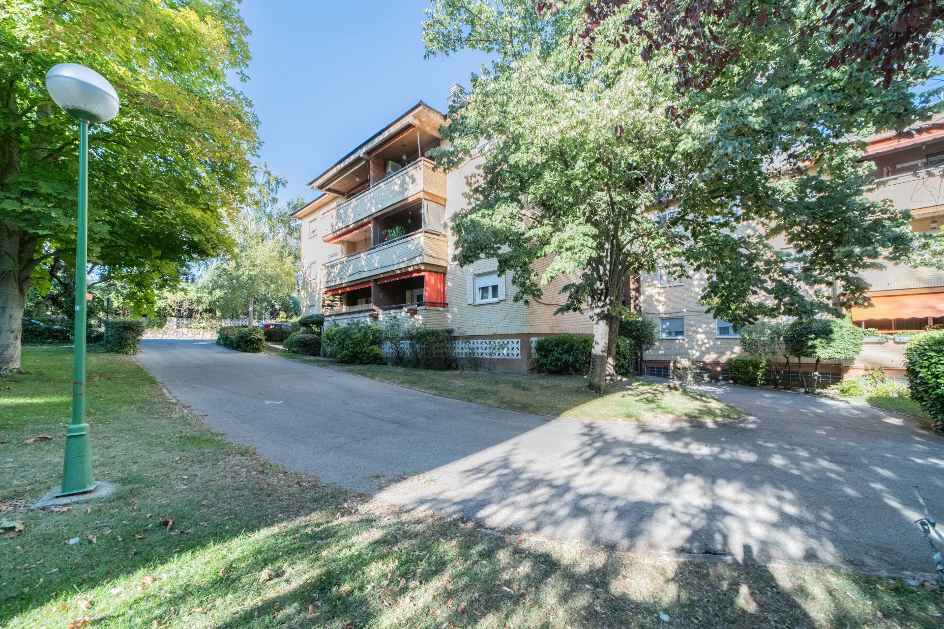 Exterior view of Flat for sale in El Escorial  with Heating, Terrace and Storage room