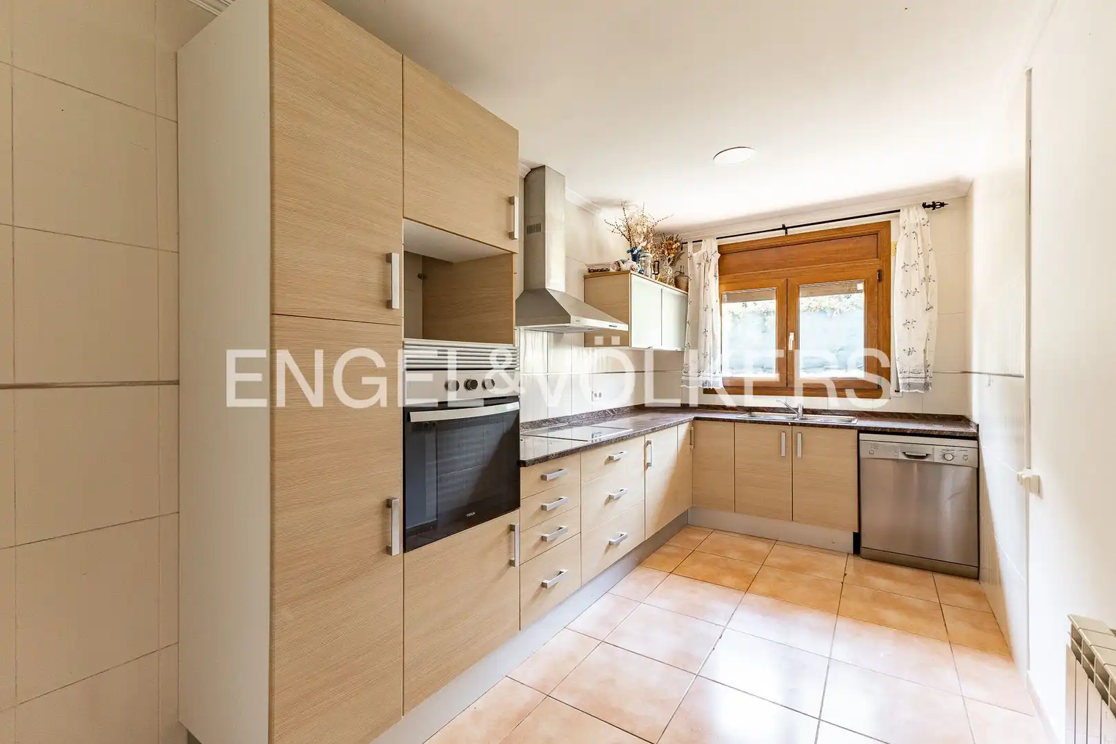 Cocina de Casa o chalet en venta en Fogars de la Selva con Calefacción, Jardín privado y Terraza