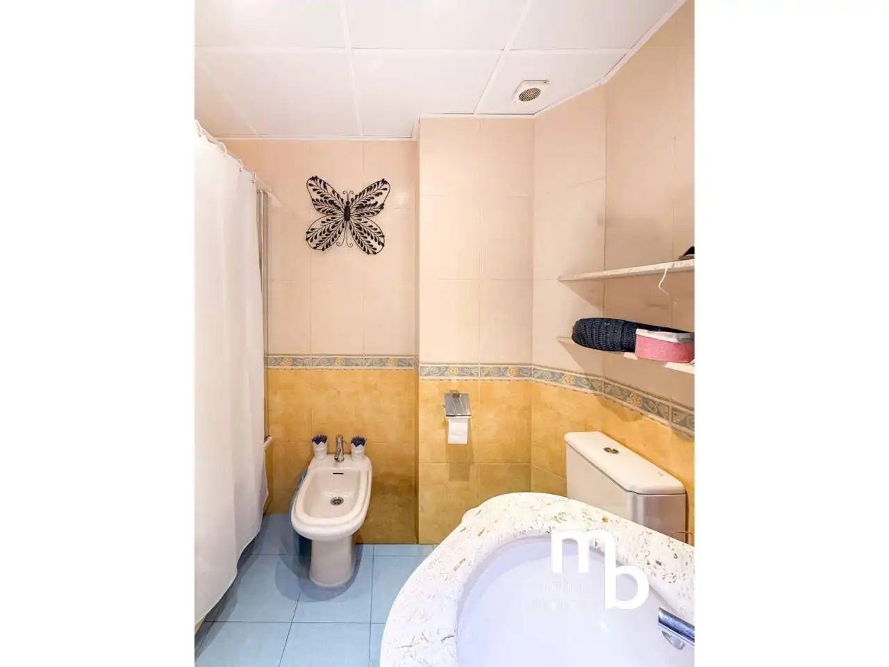 Baño de Piso en venta en Madrid con Aire acondicionado, Calefacción y Parquet