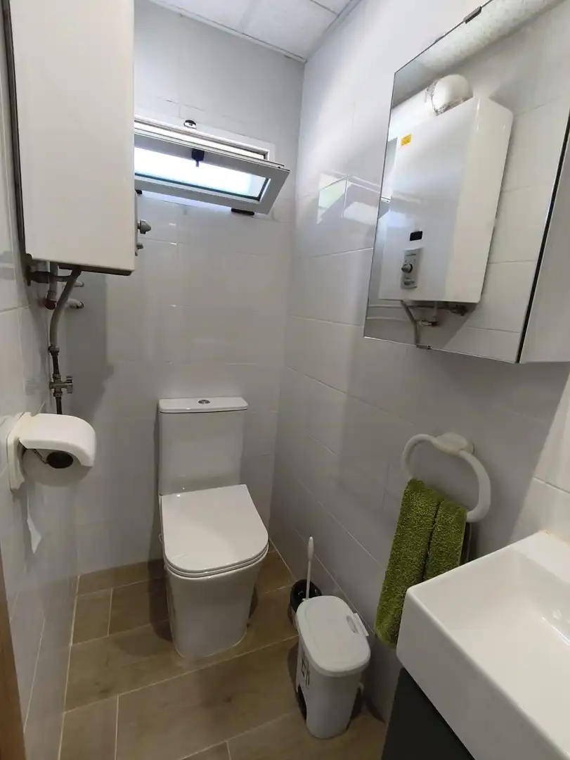 Baño de Finca rústica en venta en Foios con Aire acondicionado, Calefacción y Jardín privado
