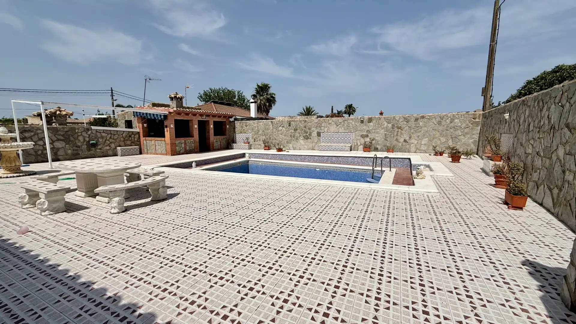 Piscina de Casa o chalet en venta en Chiclana de la Frontera con Aire acondicionado, Calefacción y Jardín privado
