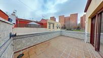 Vista exterior de Àtic en venda en  Madrid Capital amb Terrassa i Forn