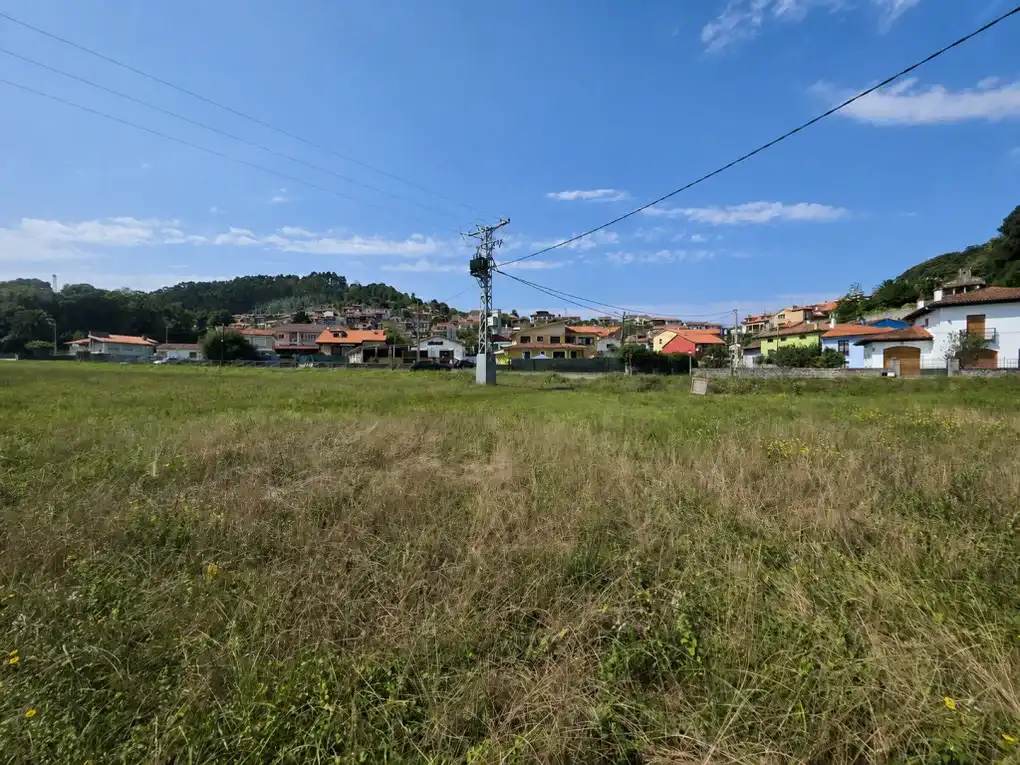 Residencial en venda en Llanes