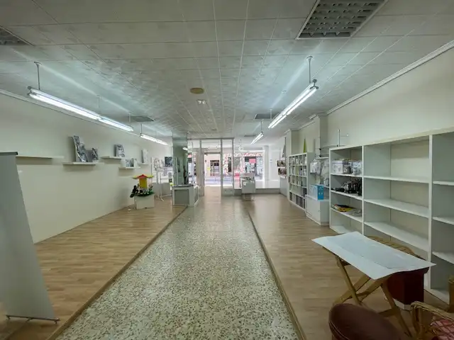 Local comercial en venda a Calle Antolin Lopez Pelaez 26, imagen 21