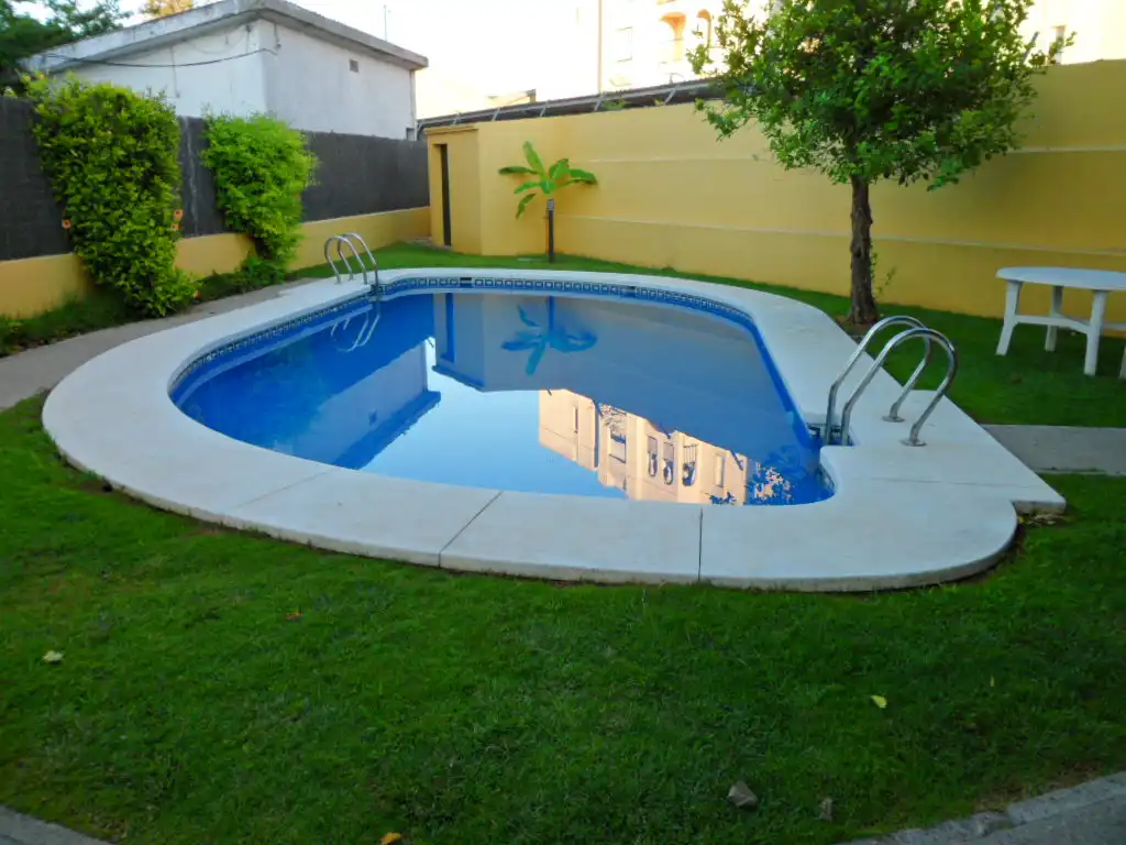 Piscina de Pis en venda en Jerez de la Frontera amb Aire condicionat, Parquet i Traster