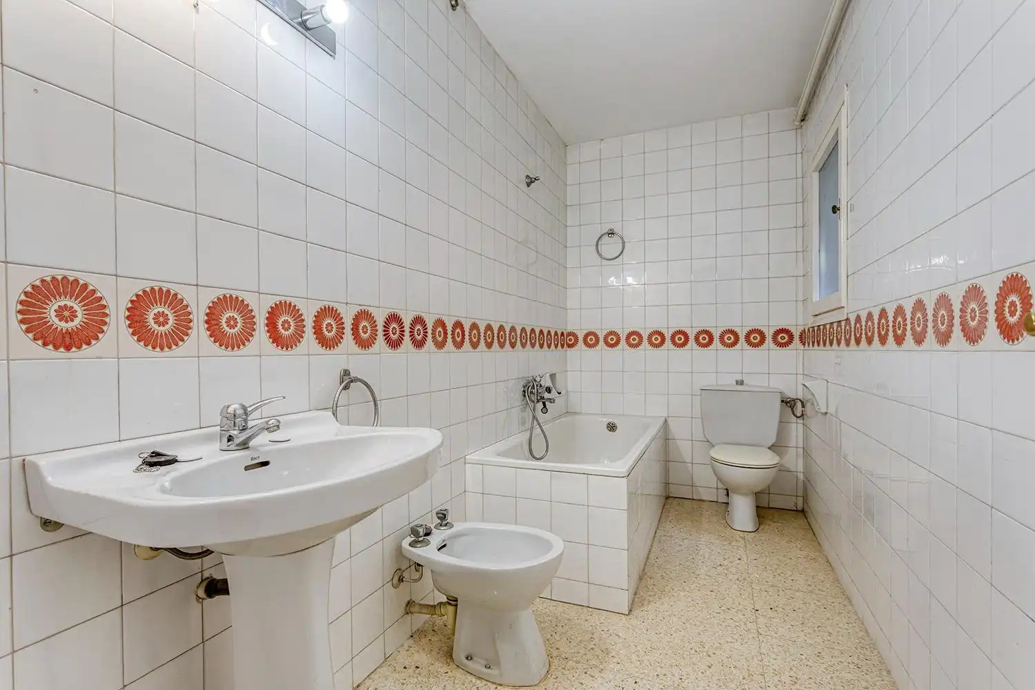 Baño de Piso en venta en Igualada