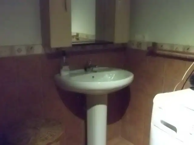 Bany de Casa adosada en venda en Jérez del Marquesado amb Terrassa, Moblat i Rentadora