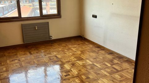 Foto 5 de Piso en venta en Salesas - Foncalada - Campoamor, Oviedo