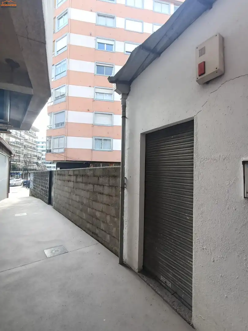 Aparcament de Local de lloguer en Vigo 