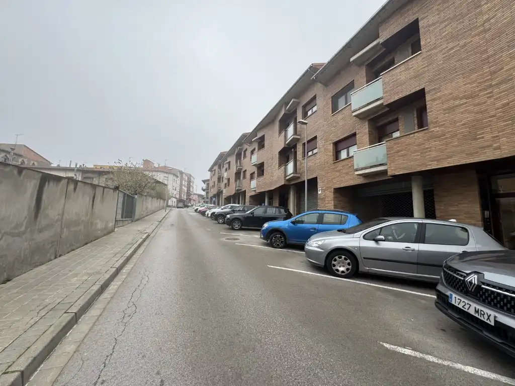 Local comercial en venda a Calle Pep Ventura, imagen 2