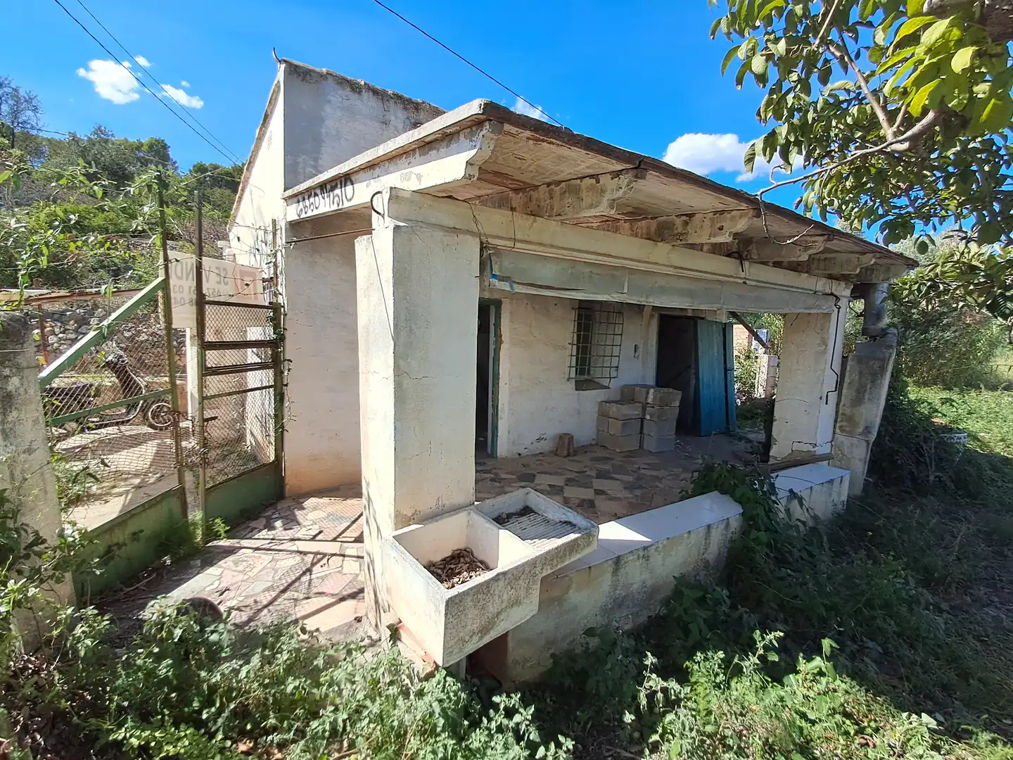 Vista exterior de Casa o chalet en venta en La Nucia con Jardín privado