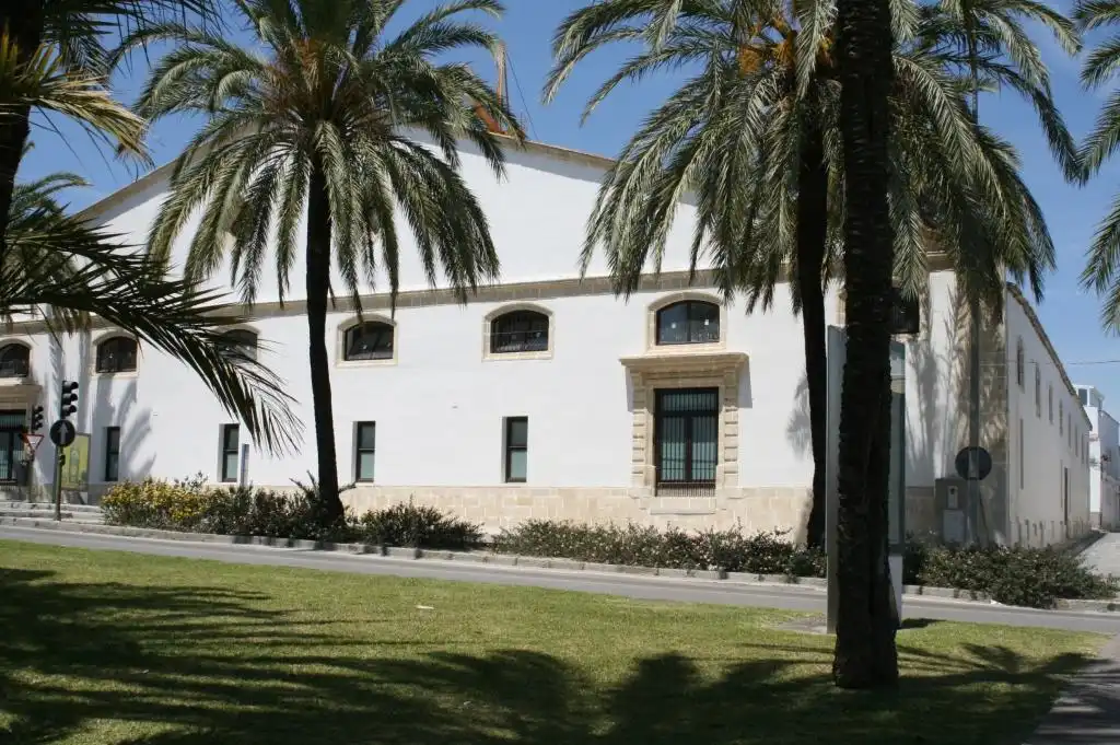 Vista exterior de Loft en venda en Jerez de la Frontera amb Aire condicionat, Traster i Piscina