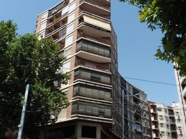 Local comercial en venta en San Bartolomé - Millán de Priego