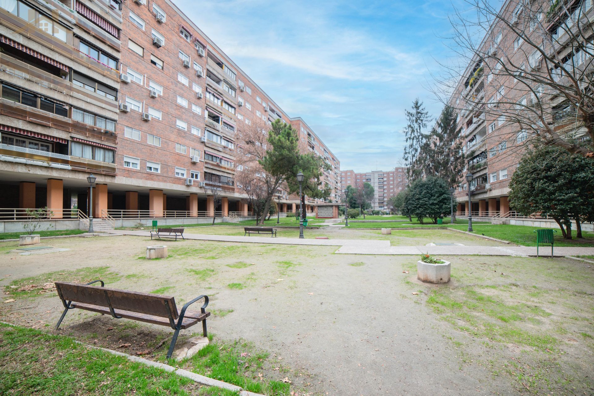 Vista exterior de Pis en venda en Alcorcón amb Aire condicionat, Calefacció i Moblat