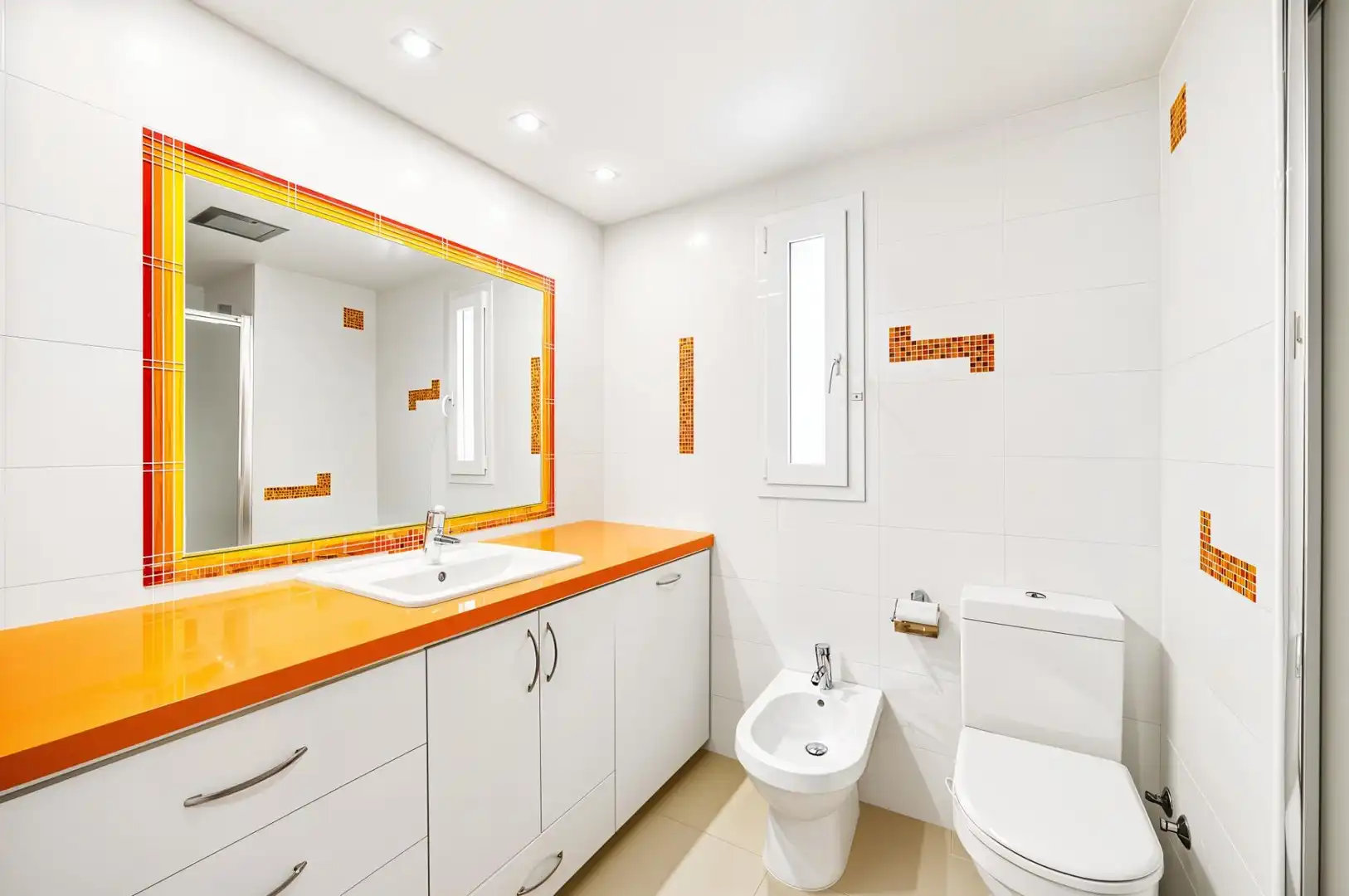 Bathroom of Flat for sale in Chiclana de la Frontera  with Air Conditioner