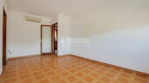 Photo 2 of Flat for sale in Sant Vicenç Dels Horts, Barcelona