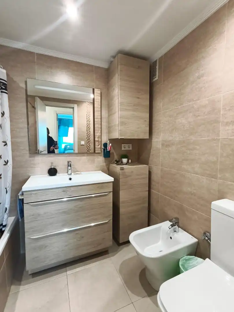 Baño de Apartamento en venta en Benidorm con Aire acondicionado y Terraza