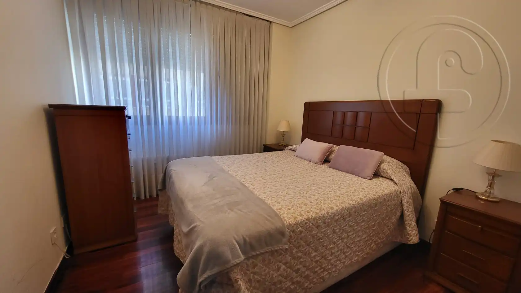 Bedroom of Flat for rent in Santander  with Heating, Furnished and Oven