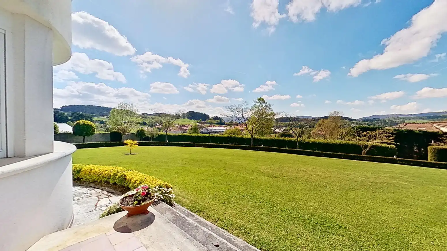 Jardín de Casa o chalet en venta en Reocín con Calefacción, Jardín privado y Terraza