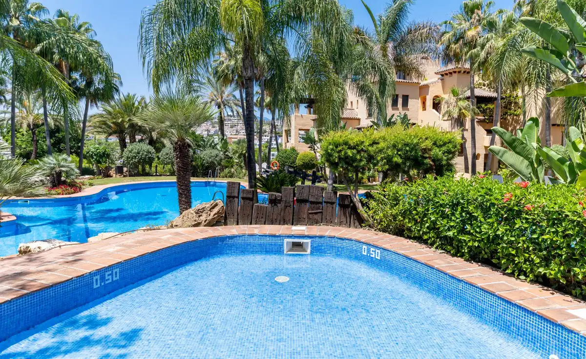 Piso con piscina en venta en Estepona - Estepona,Atalaya,Calle Nueva Atalaya, imagen 35