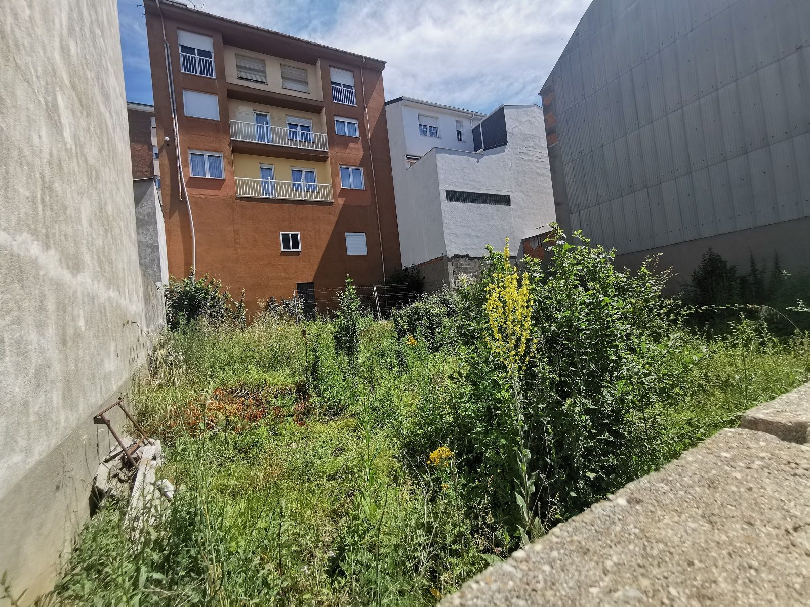 Residencial en venda en Bembibre