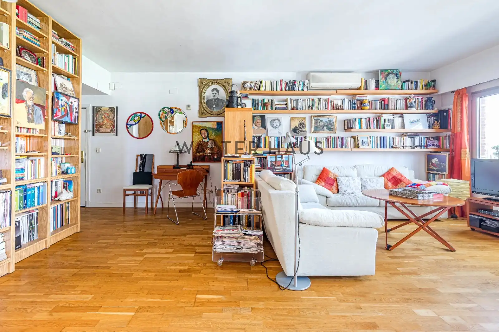 Sala de estar de Piso en venta en  Madrid Capital con Aire acondicionado, Calefacción y Trastero