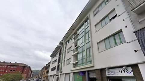PISO EN LAVIANA
