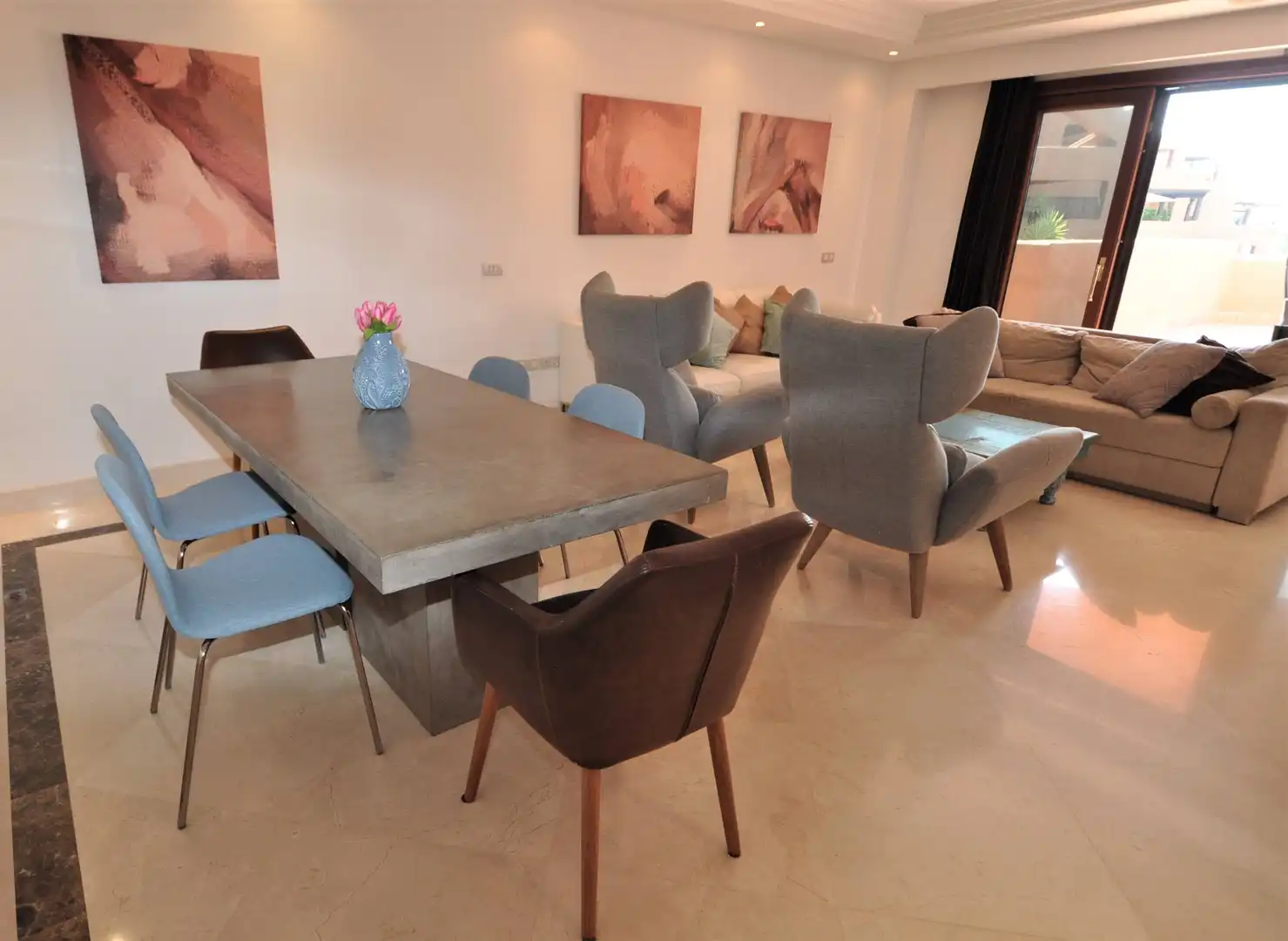 Esszimmer von Dachboden zur Miete in Estepona mit Klimaanlage, Heizung und Terrasse