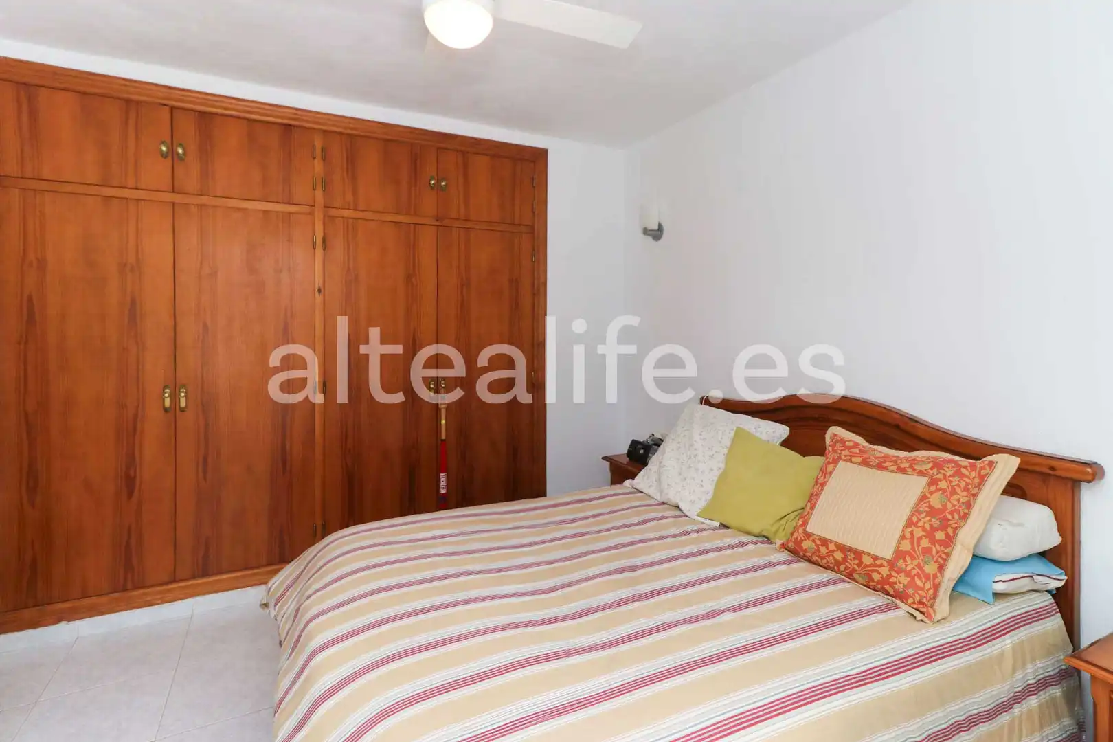 Bedroom of Houses for sale in L'Alfàs del Pi  with Air Conditioner, Private garden and Terrace
