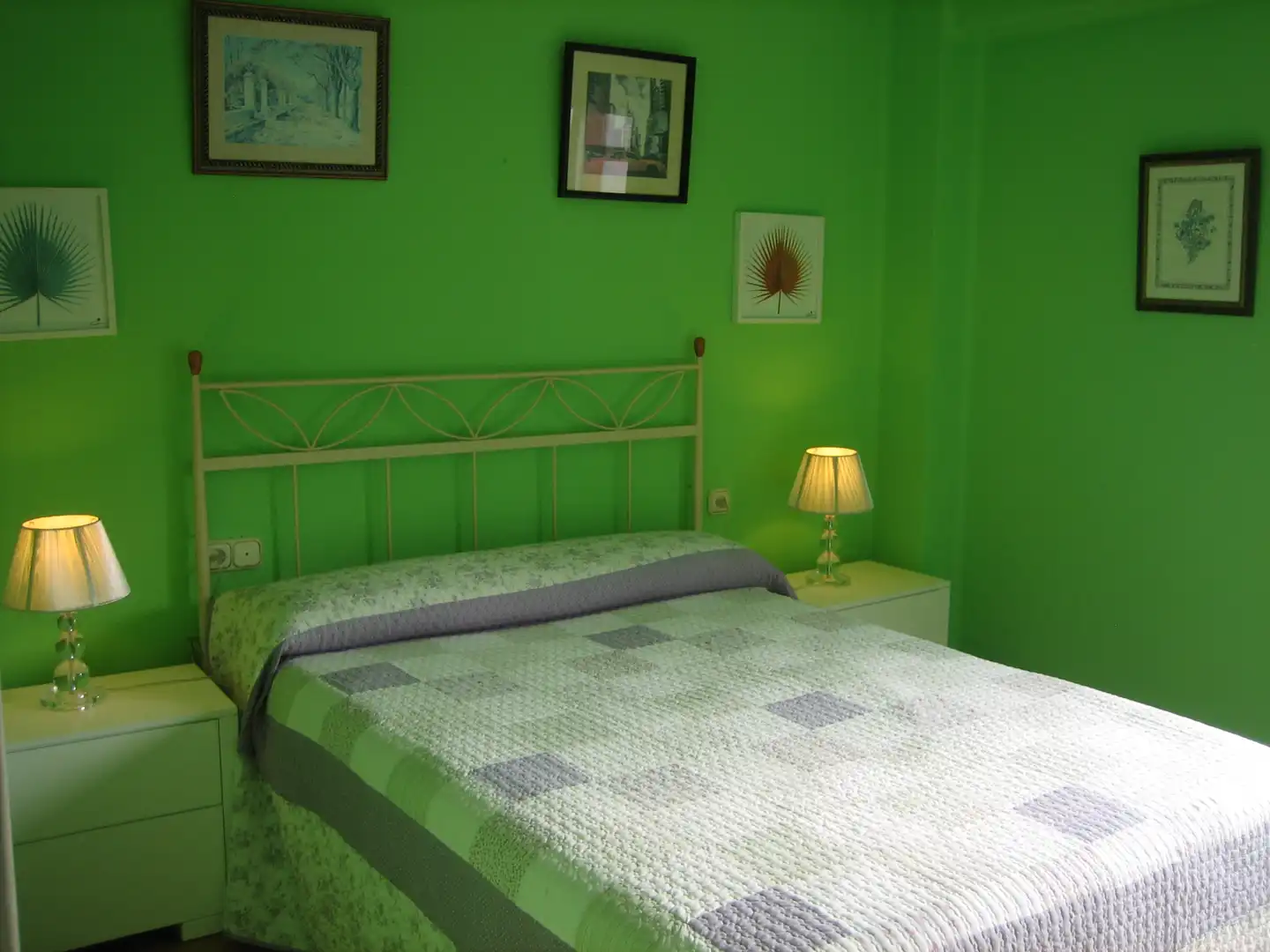 Habitación de Piso en venta en Avilés con Amueblado