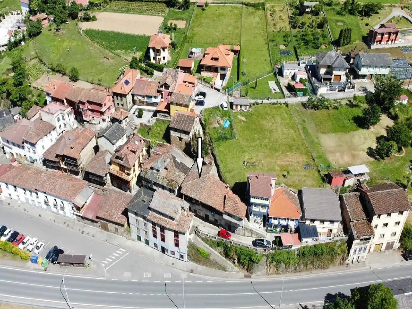 Vista exterior de Casa o xalet en venda en Cangas del Narcea