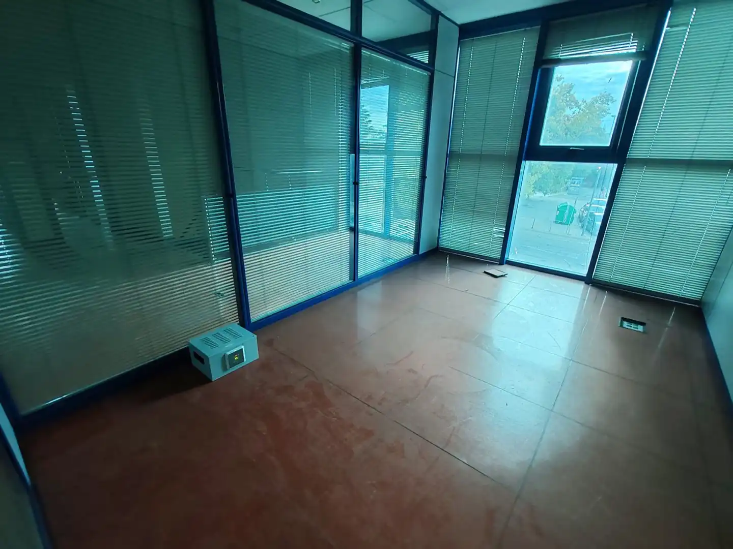 Edificio en venta en PRIMAVERA / AV. DE LAS ESTACIONES, Polígono de las Monjas